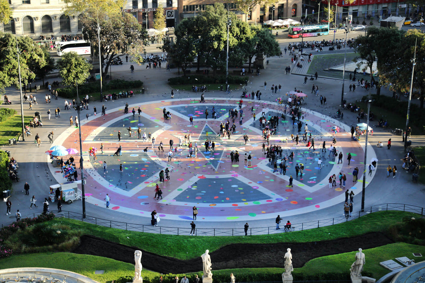 Bubbles en la Plaza de Cataluña